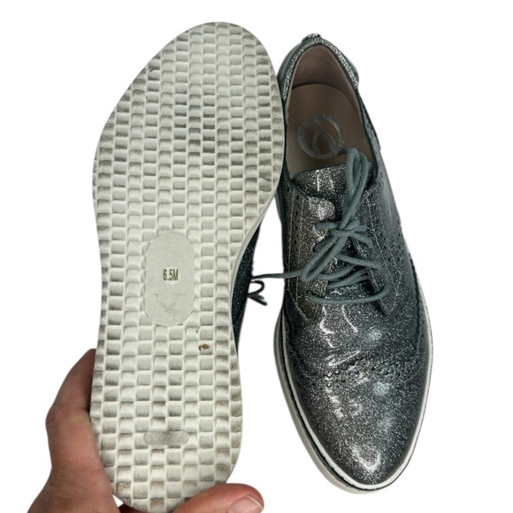 The Wishbone Collection Metallic Oxford Platform LaceUp Women SZ 6.5 Comfy Shoes - Picture 9 of 10